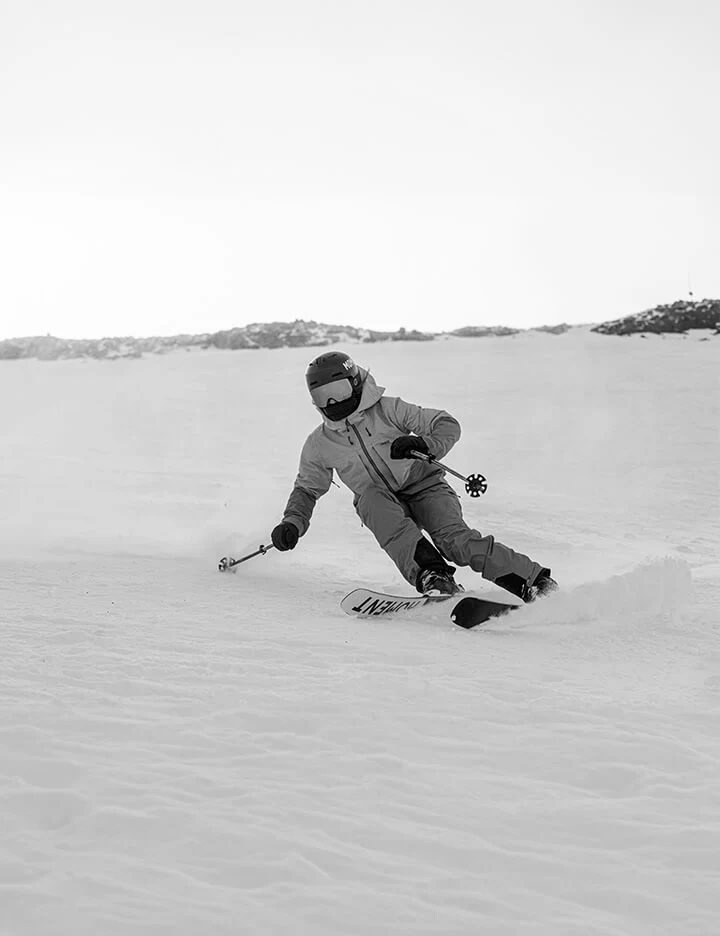 24/25 Hot Mess - Image 3